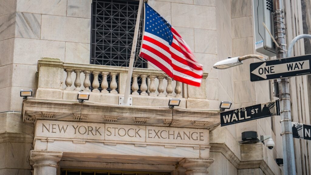 Stock Market Today: S&P 500, Nasdaq Futures Rise After Breaking 5-Day Winning Streak—MongoDB, CrowdStrike, American Eagle In Focus