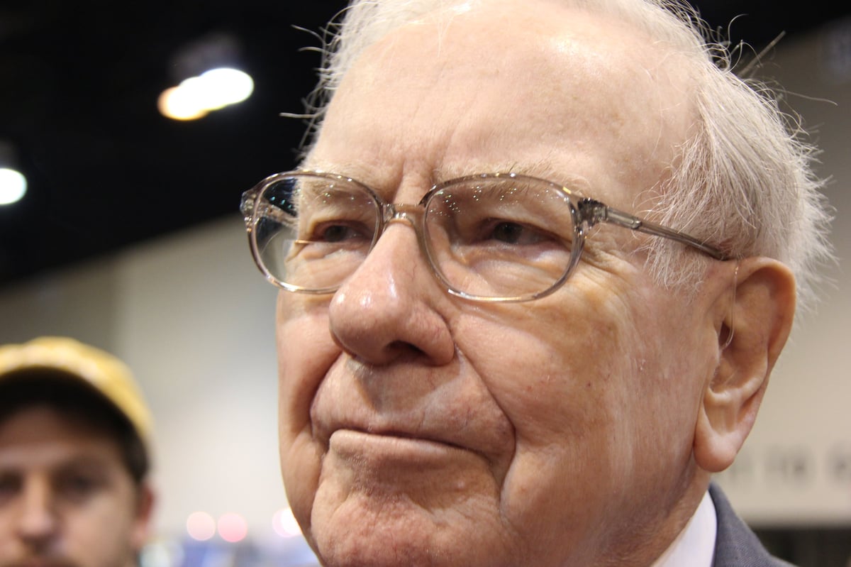 Warren Buffett Bets Big on AI -- He Just Bought 17,846,142 Shares of This Legendary Tech Stock