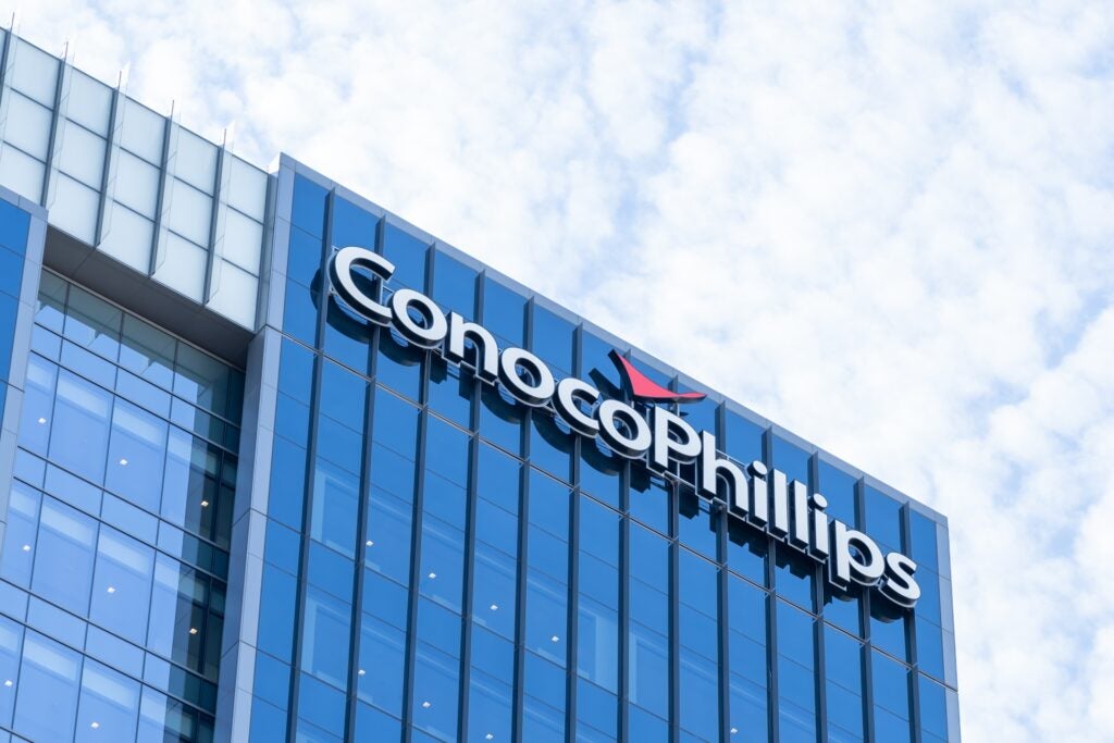 ConocoPhillips Tops Q3 EPS Estimates, Lifts Dividend 8%, Production Climbs